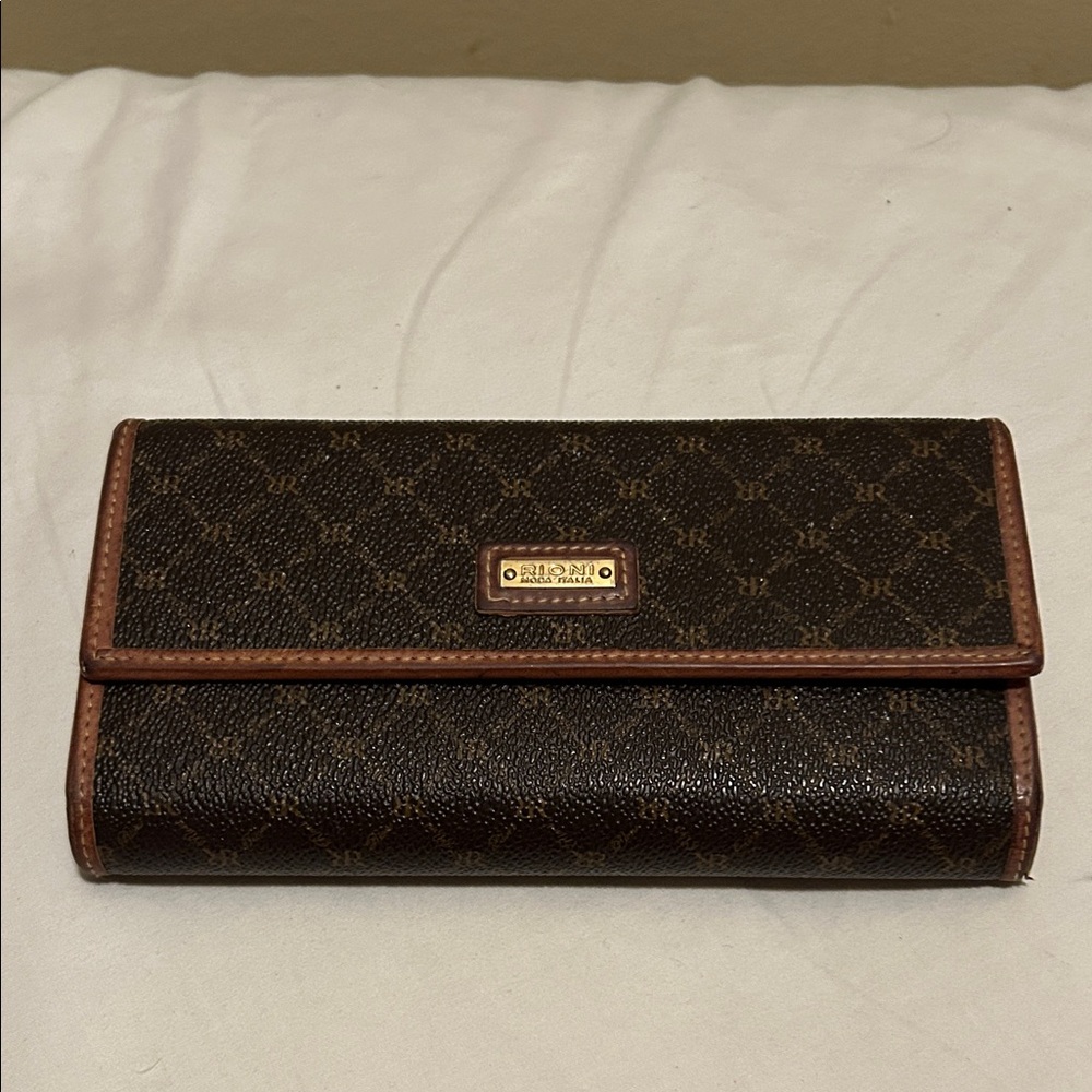 Rioni Brown Wallet with Gold Details